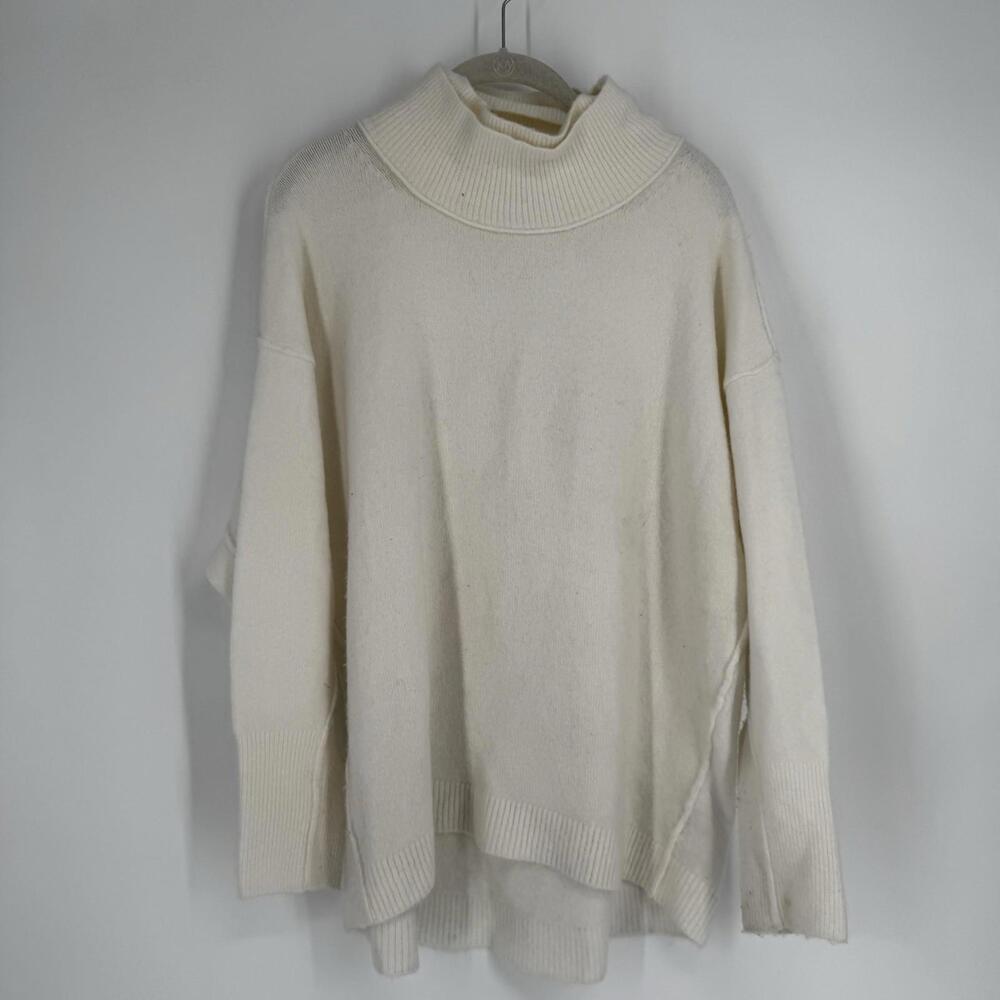 Free People Sweater  Women’s xs ivory cream wool blend turtleneck relaxed loose - Picture 2 of 7